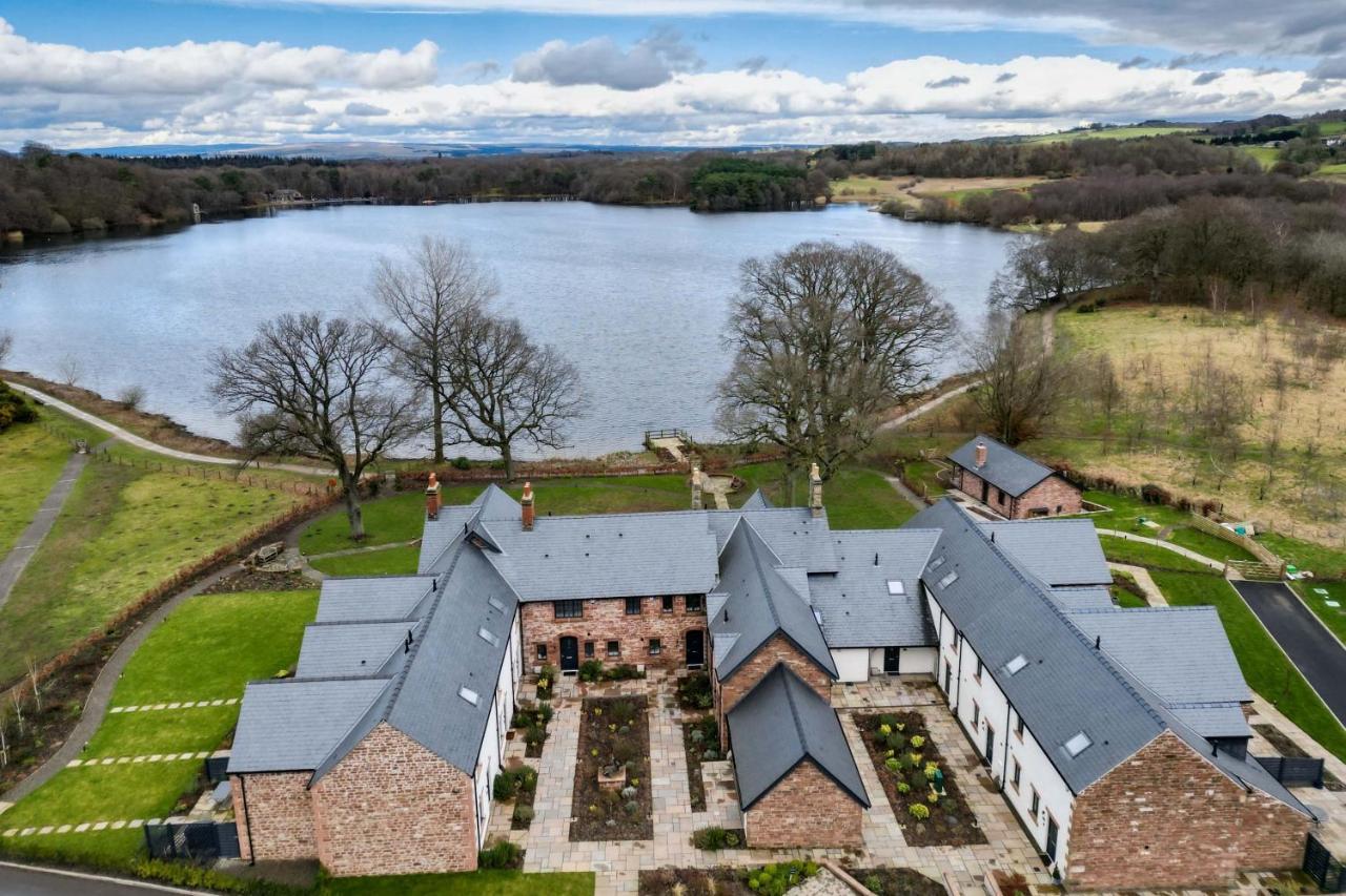 Waters Edge, Talkin Tarn, Nr Brampton Villa Brampton  Bagian luar foto